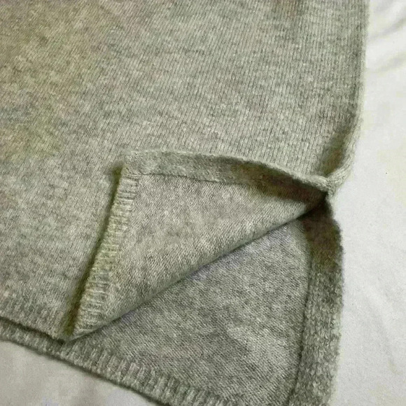 Adrienne Vittadini  Wool Cowl Neck Ribbed Side Split Buttons Fall Winter Sweater - Picture 6 of 8